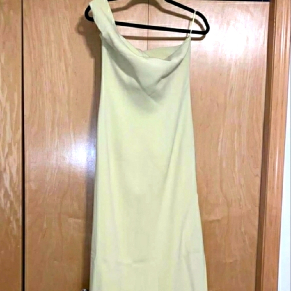 Safiyaa One shoulders Dress - Picture 4 of 16